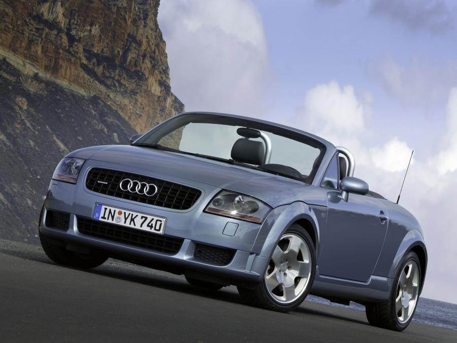  Audi TT Roadster (8N) 2003 года  (фото 1 из 1)